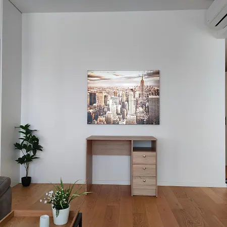 Апартаменты Sag 20th Floor Klingerka Castle View Free Parking Free Wifi *