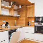 Sag 20th Floor Klingerka Castle View Free Parking Free Wifi *